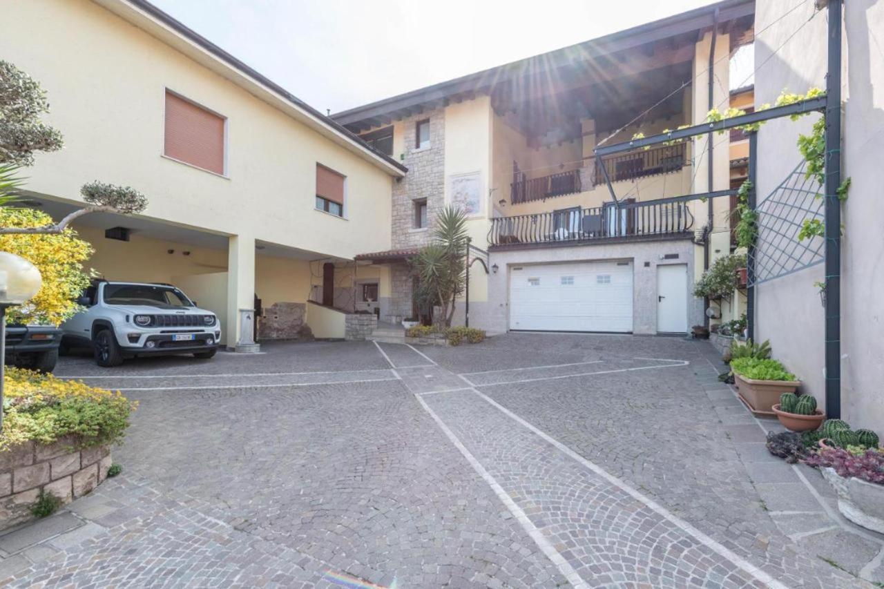 Casa Vacanze Baccolo Polpenazze del Garda Bagian luar foto