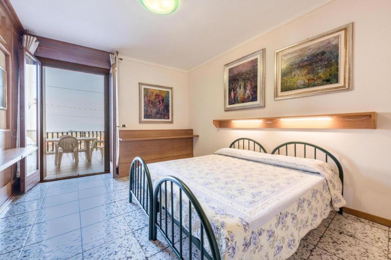 Casa Vacanze Baccolo Polpenazze del Garda Bagian luar foto