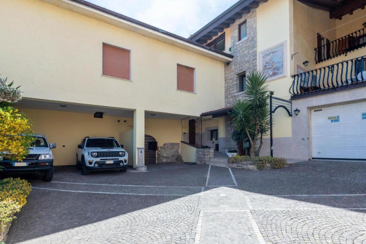 Casa Vacanze Baccolo Polpenazze del Garda Bagian luar foto