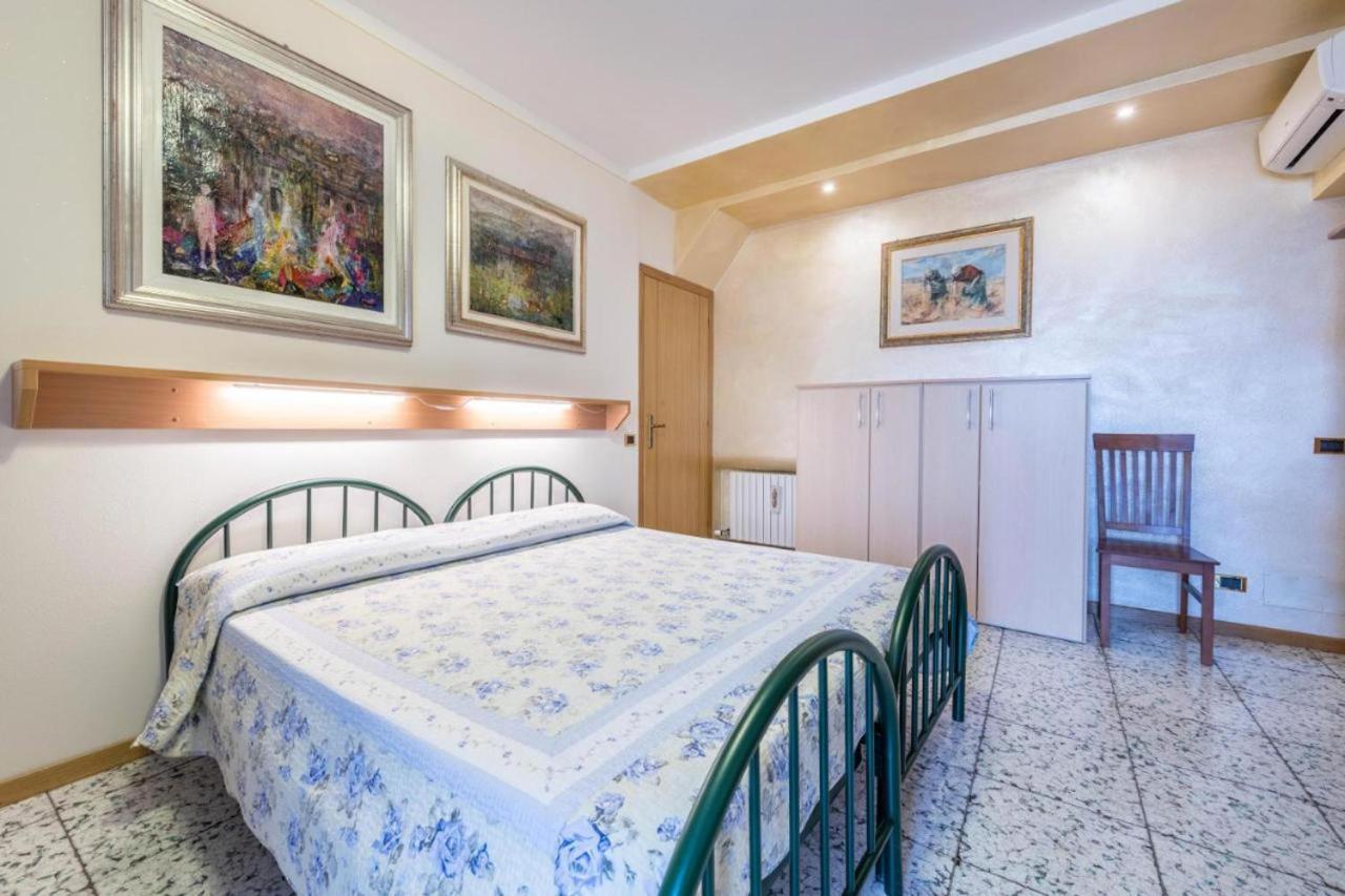 Casa Vacanze Baccolo Polpenazze del Garda Bagian luar foto