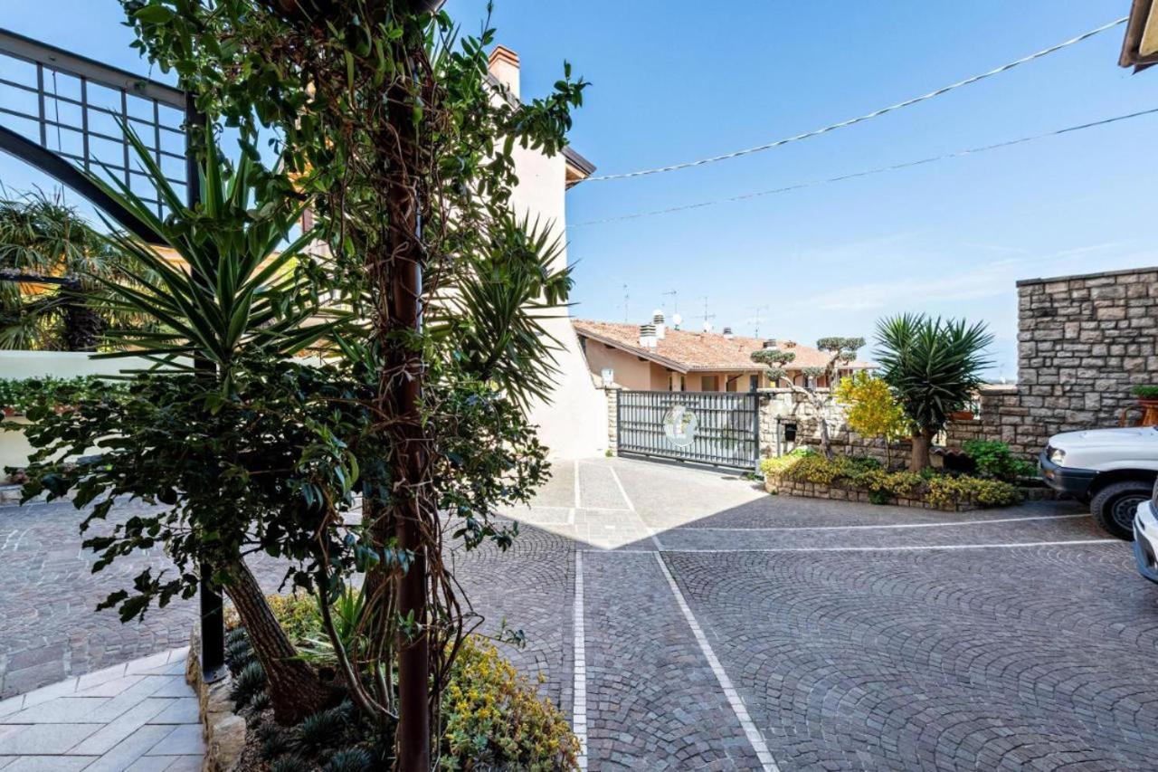 Casa Vacanze Baccolo Polpenazze del Garda Bagian luar foto