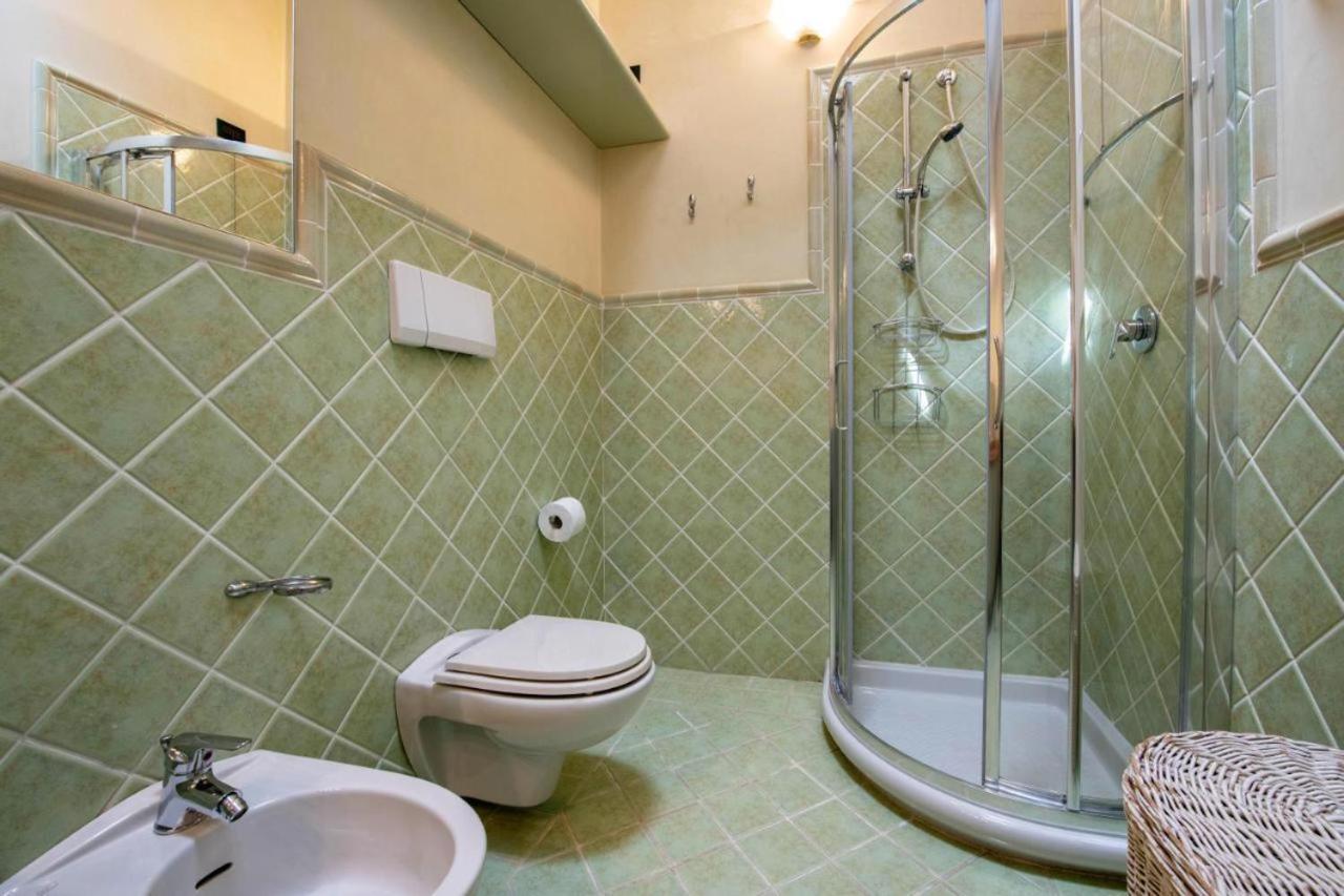 Casa Vacanze Baccolo Polpenazze del Garda Bagian luar foto