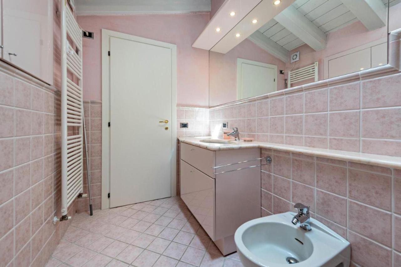 Casa Vacanze Baccolo Polpenazze del Garda Bagian luar foto